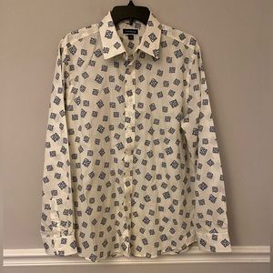 Club room white blue pattern button down long sleeve shirt. L